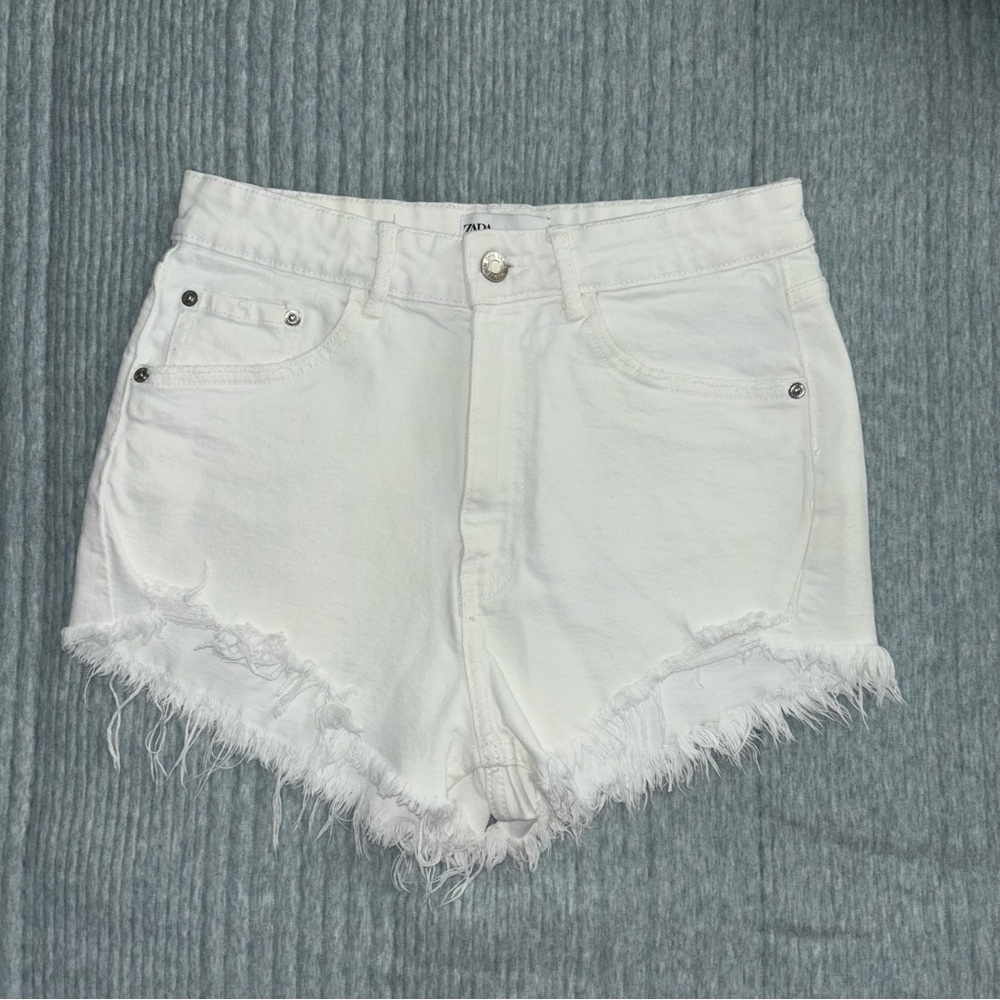 ZARA White Denim Women's Shorts